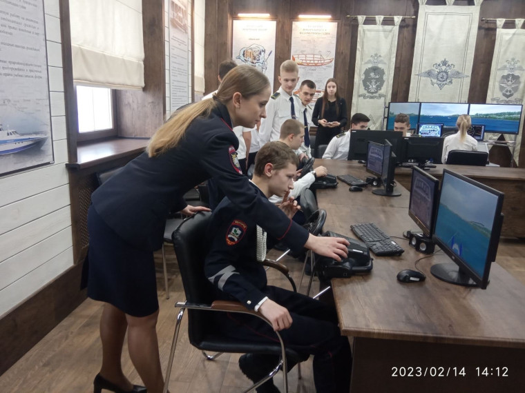 ЭКСКУРСИЯ КО ДНЮ ТРАНСПОРТНОЙ ПОЛИЦИИ.