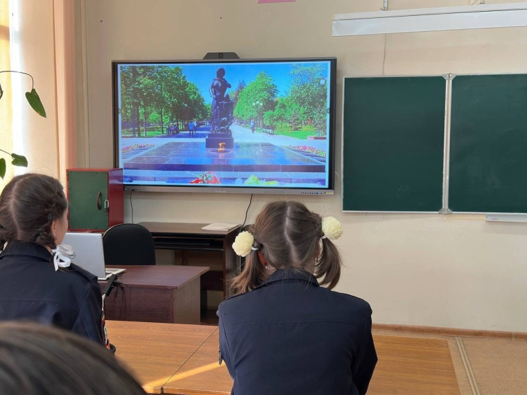 КЛАССНЫЙ ЧАС.